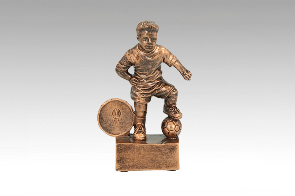 Einzelfigur Fussballjunge Neu Bronze 
