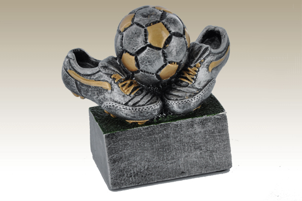 Fussballpokal Schuhe mit Ball 